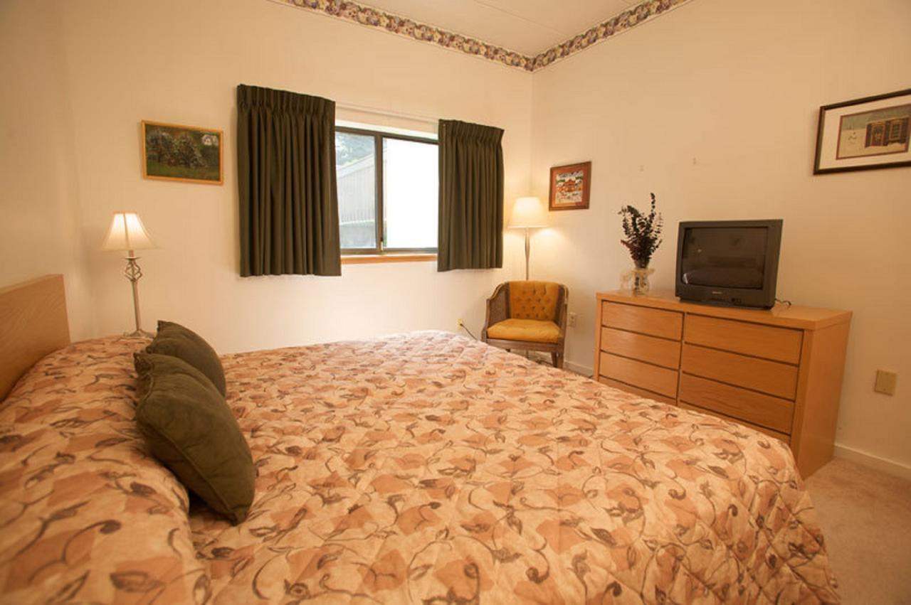 Pinnacle Condominiums 멘돈 외부 사진